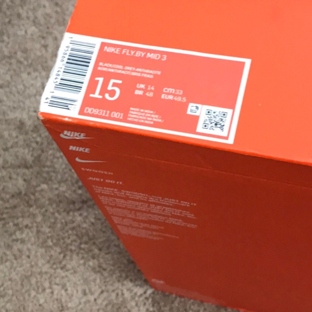 Nike Men's Fly By Mid 3! Black Athletic Shoes - Picture 7 of 7